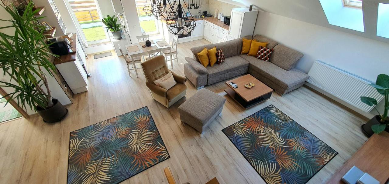 Hoobee Home & Rooftop Terrace Targu Mures Ngoại thất bức ảnh